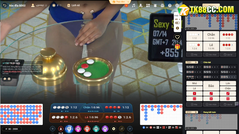 Trò chơi xóc dĩa trong sảnh on casino